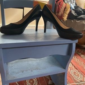 Rockport black + velet soft top: never worn.